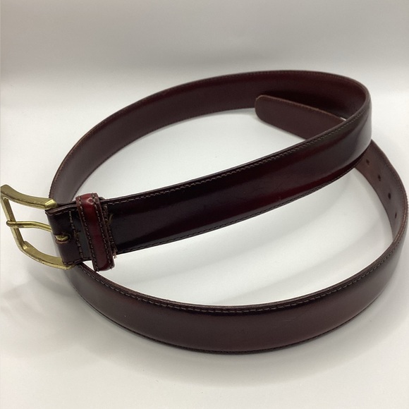 Smooth Reddish Brown Leather Belt with Gold Brass Buckle - Picture 4 of 15